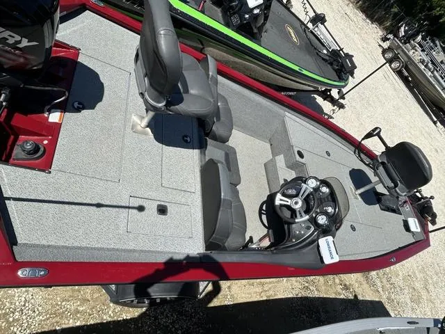 Slide: The Image of Tracker Pro Team™ 175 TXW Tournament Ed. 2019 - 5