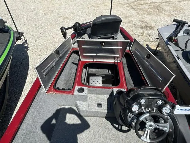 Slide: The Image of Tracker Pro Team™ 175 TXW Tournament Ed. 2019 - 6