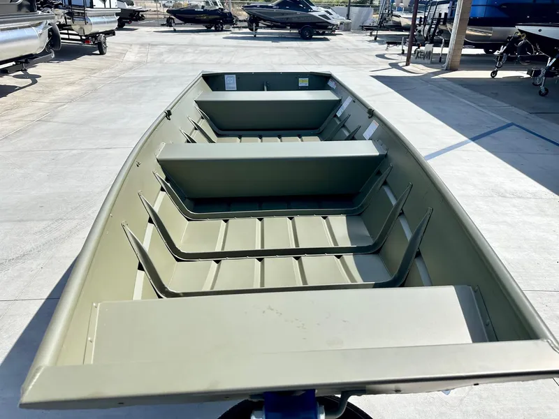 Slide: The Image of Crestliner 1436L Jon 2024 - 6