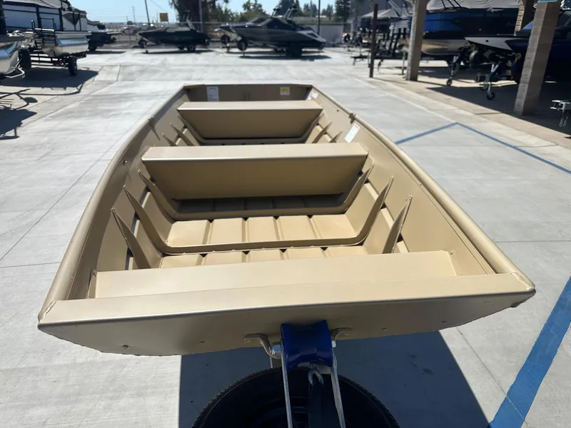 Slide: The Image of Crestliner 1436L Jon 2024 - 3