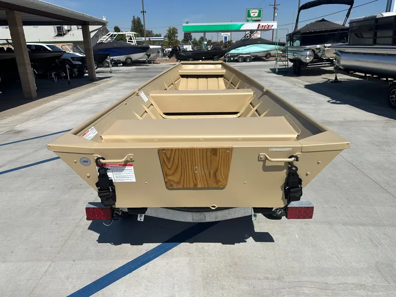 Slide: The Image of Crestliner 1436L Jon 2024 - 4