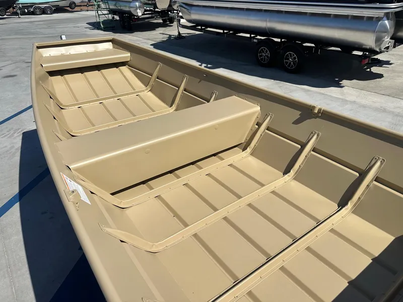 Slide: The Image of Crestliner 1436L Jon 2024 - 9