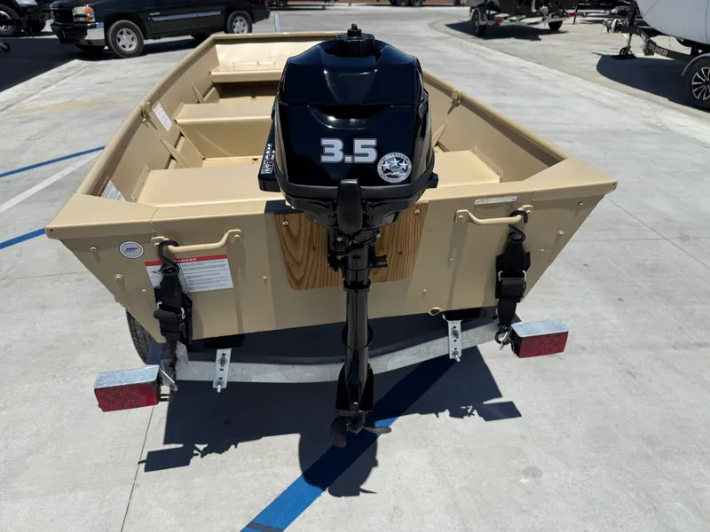 Slide: The Image of Crestliner 1040 Jon w/ 3.5HP Mercury! 2024 - 5