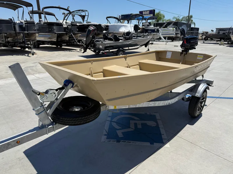 Slide: The Image of Crestliner 1040 Jon w/ 3.5HP Mercury! 2024 - 6