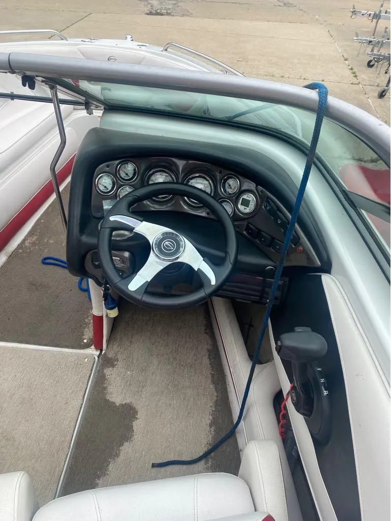 Slide: The Image of Crownline Boats BOWRIDER 21 SS 2013 - 14