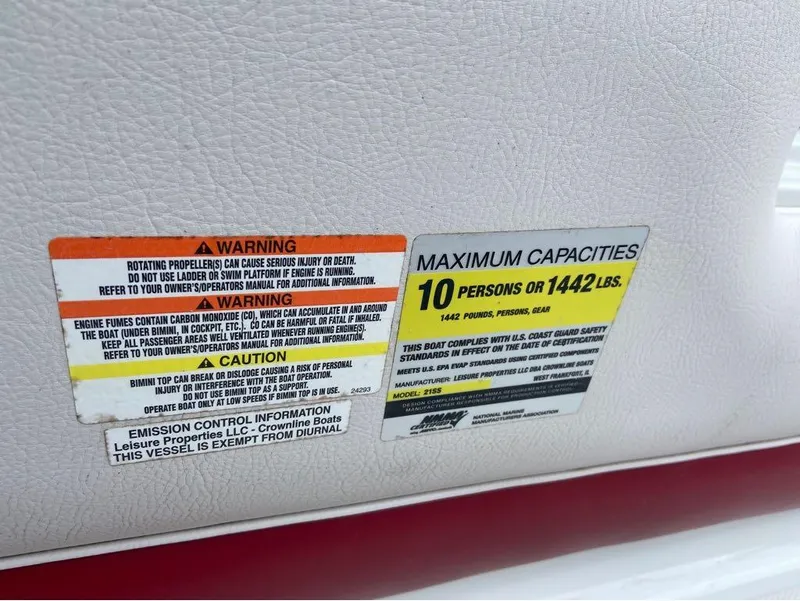 Slide: The Image of Crownline Boats BOWRIDER 21 SS 2013 - 3