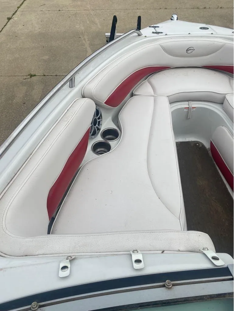 Slide: The Image of Crownline Boats BOWRIDER 21 SS 2013 - 9