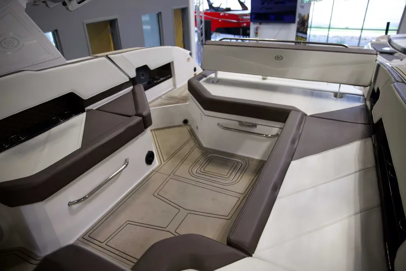 Slide: The Image of Cobalt Boats R8 Surf 2023 - 27