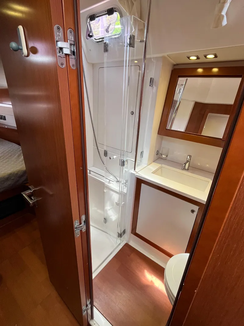 Slide: The Image of Beneteau Oceanis 58 2012 - 105