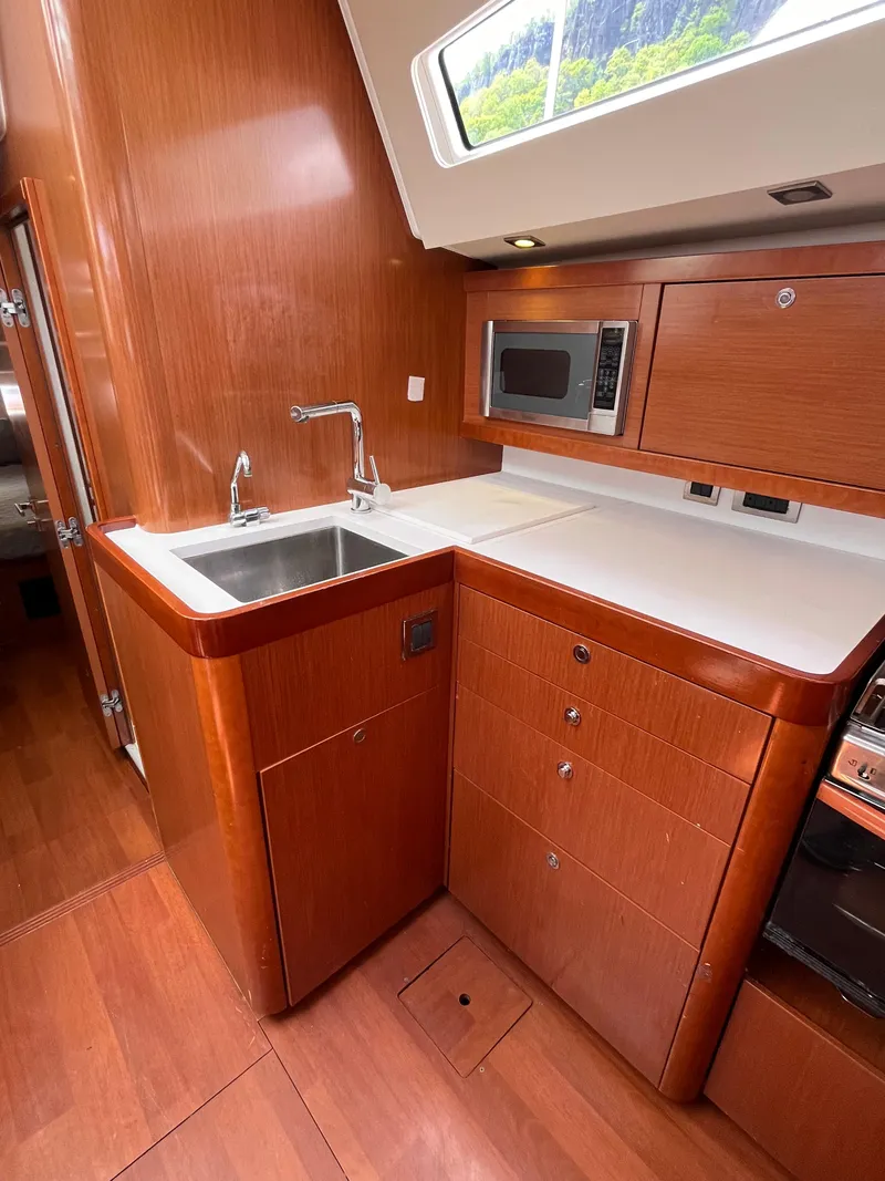 Slide: The Image of Beneteau Oceanis 58 2012 - 55