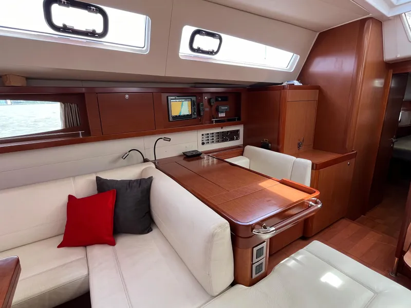 Slide: The Image of Beneteau Oceanis 58 2012 - 81