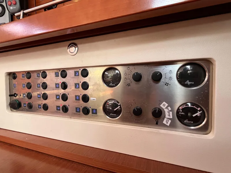 Slide: The Image of Beneteau Oceanis 58 2012 - 87