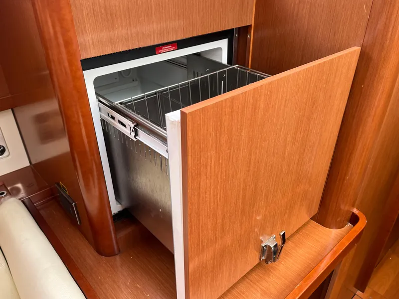 Slide: The Image of Beneteau Oceanis 58 2012 - 90