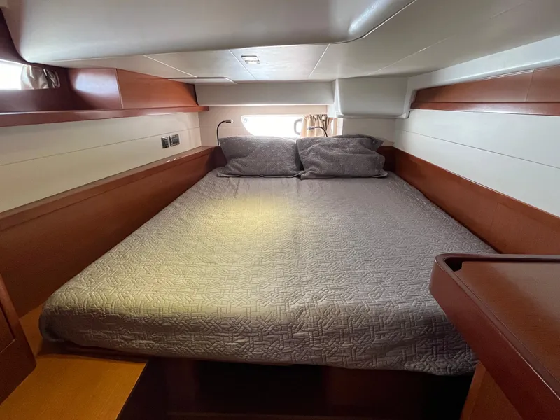 Slide: The Image of Beneteau Oceanis 58 2012 - 95