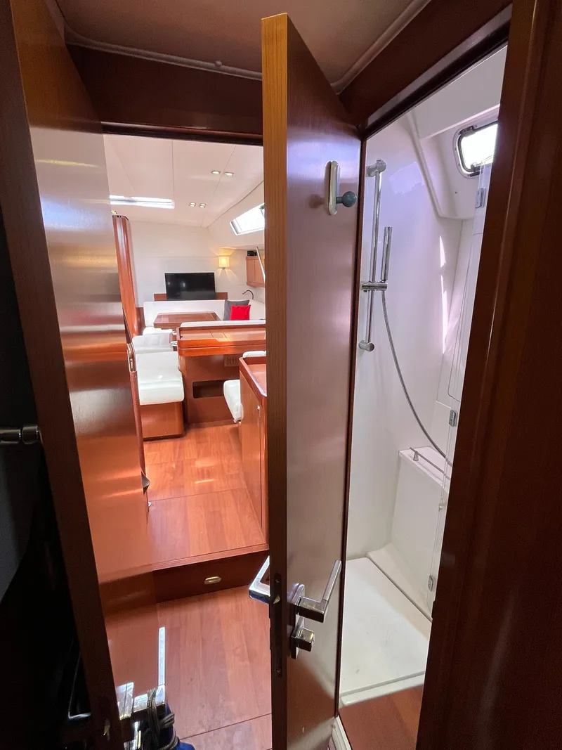Slide: The Image of Beneteau Oceanis 58 2012 - 96