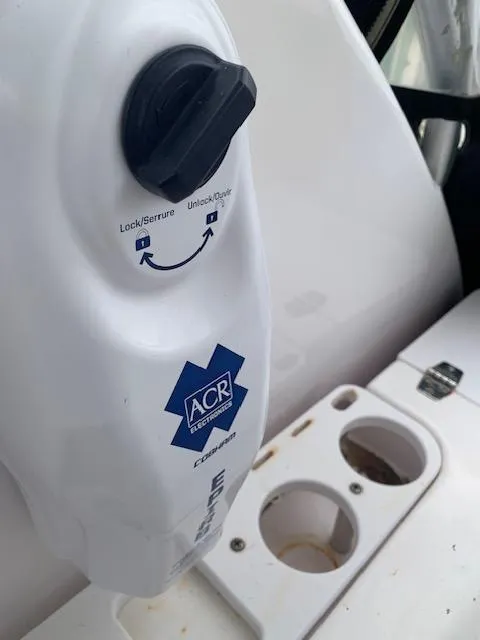 Slide: The Image of Close-up of ACR device on 2006 Pro-Line 32 Express boat. - 15