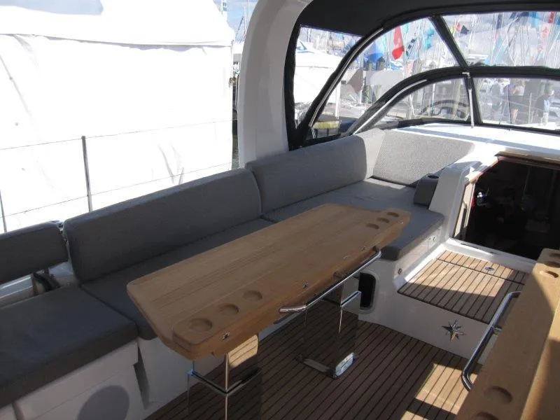 Slide: The Image of Jeanneau 60 2024 - 54