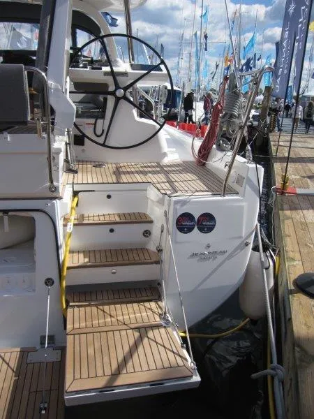 Slide: The Image of Jeanneau 60 2024 - 72