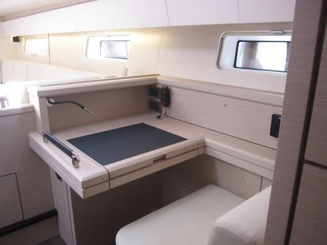 Slide: The Image of Jeanneau Yacht 65 2025 - 88