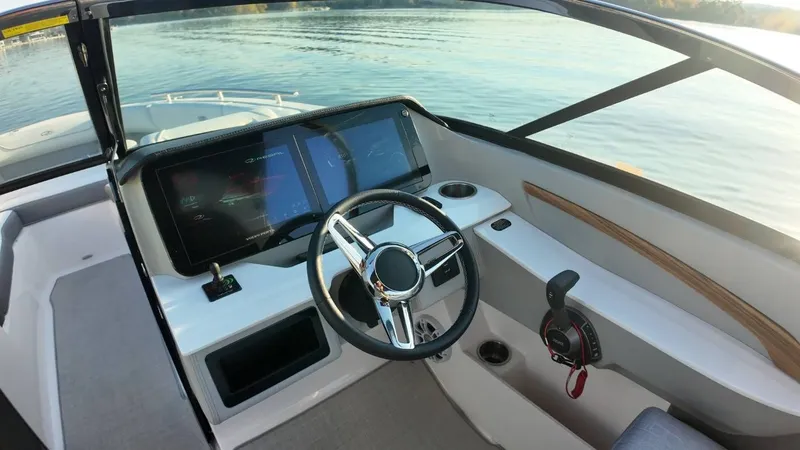 Slide: The Image of Regal LS9 2024 - 16