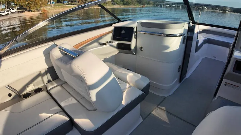 Slide: The Image of Regal LS9 2024 - 17