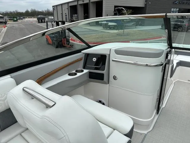 Slide: The Image of Regal LS9 2024 - 4