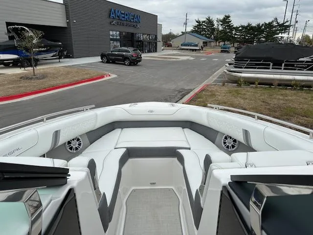 Slide: The Image of Regal LS9 2024 - 9