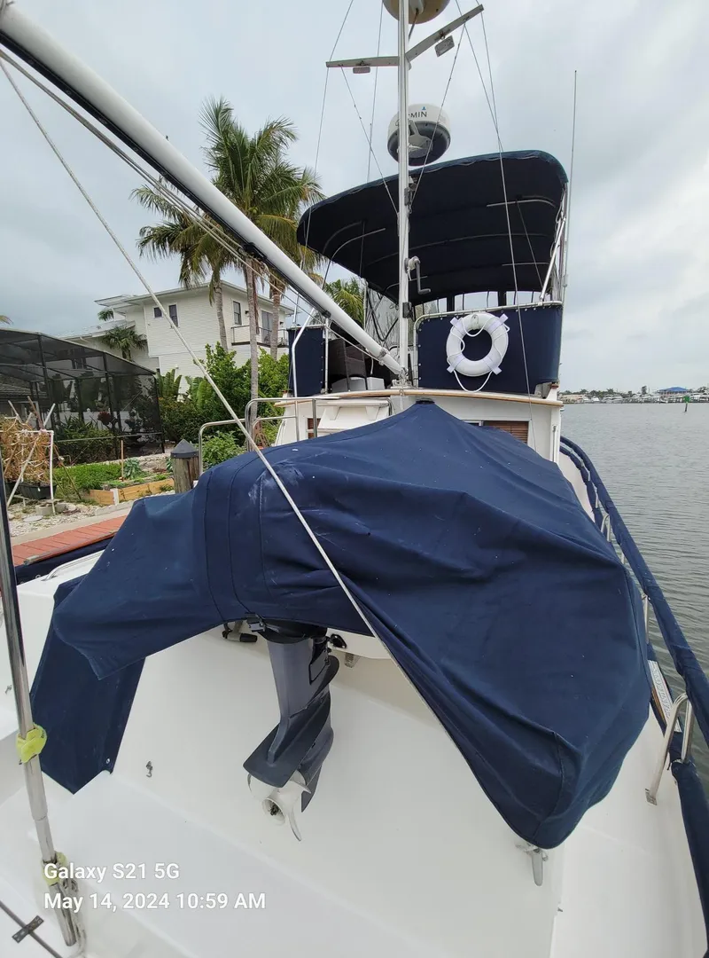 Slide: The Image of Achilles AB 310 w/ 15 Hp Yamaha - 10