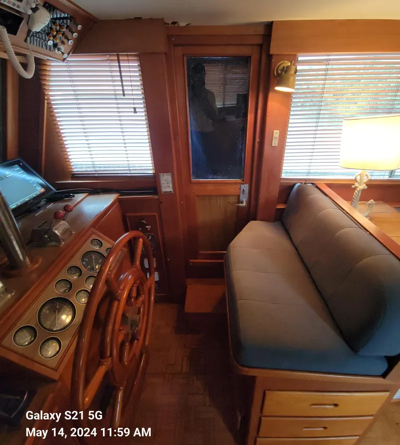 Slide: The Image of Lower Helm Station  - 22