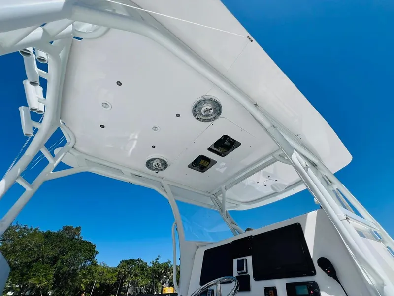 Slide: The Image of Billfish 39 Custom CC 2015 - 50