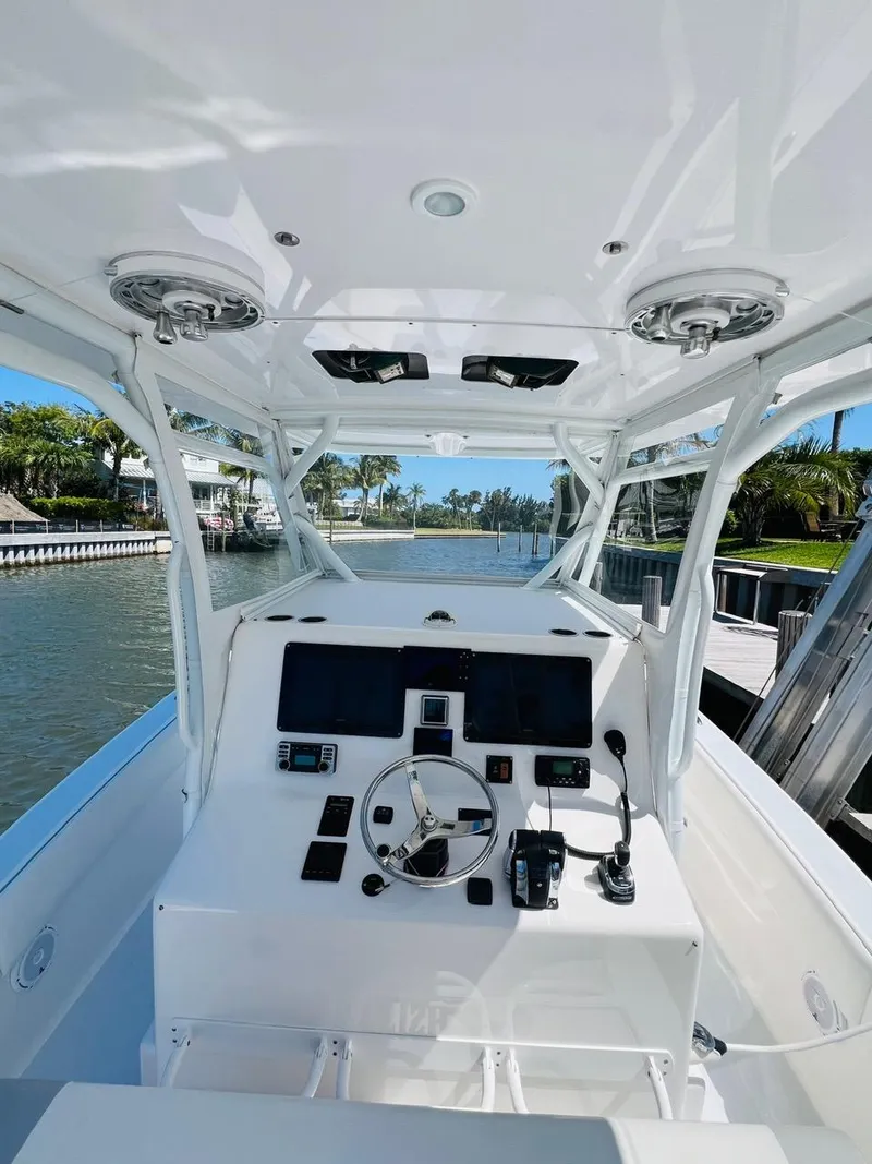 Slide: The Image of Billfish 39 Custom CC 2015 - 54