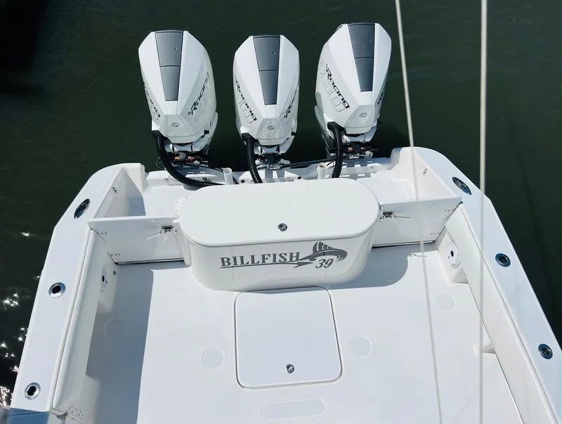 Slide: The Image of Billfish 39 Custom CC 2015 - 60