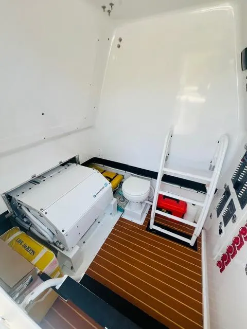 Slide: The Image of Billfish 39 Custom CC 2015 - 95