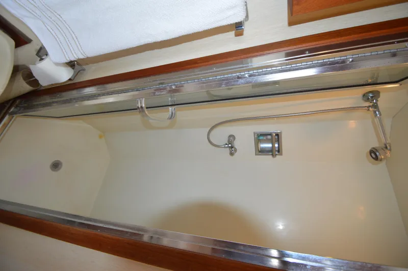 Slide: The Image of Tollycraft 48 CPMY with 2008 Cummins Power 1991 - 25