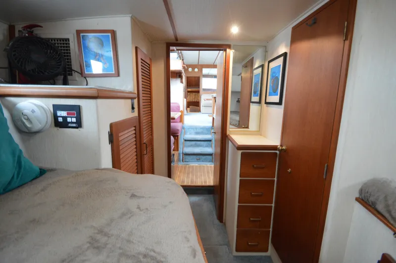 Slide: The Image of Tollycraft 48 CPMY with 2008 Cummins Power 1991 - 27