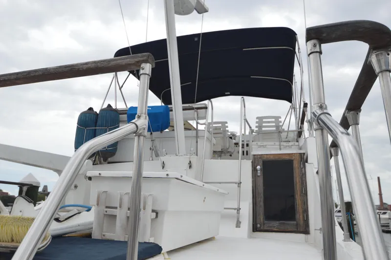 Slide: The Image of Tollycraft 48 CPMY with 2008 Cummins Power 1991 - 37