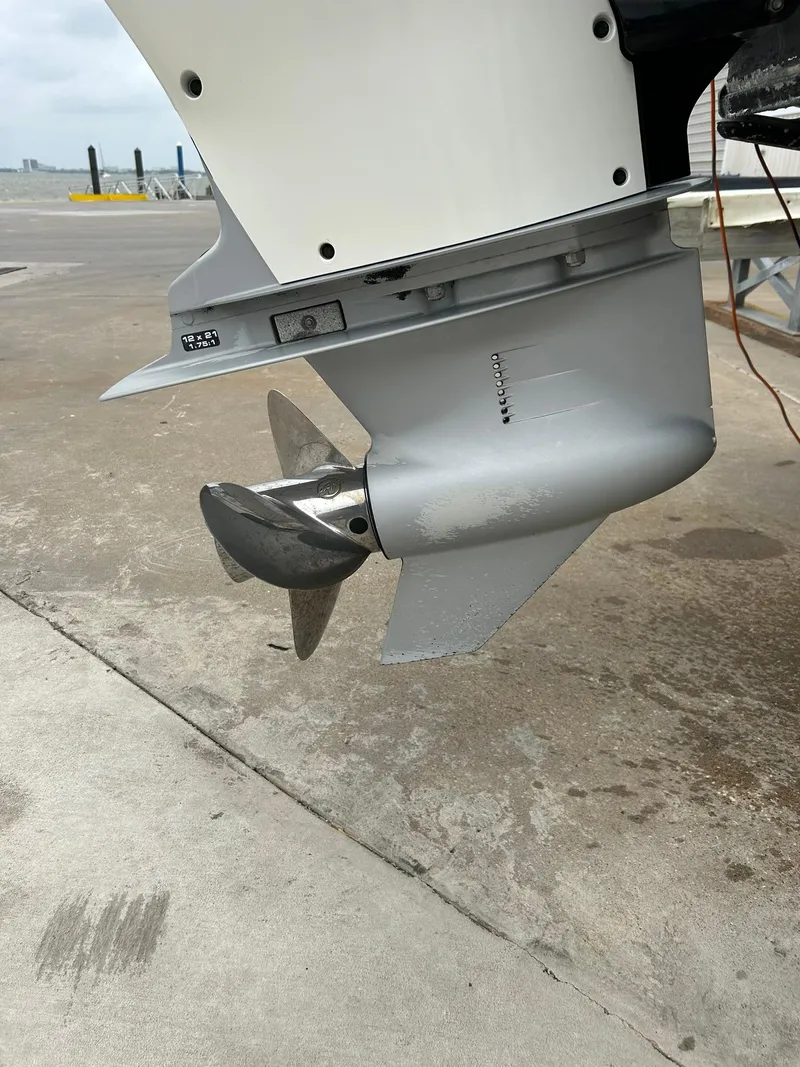 Slide: The Image of Boston Whaler 270 Dauntless 2017 - 53