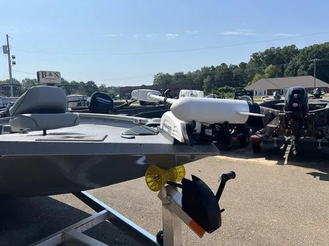 Slide: The Image of Xpress H22 2025 - 5