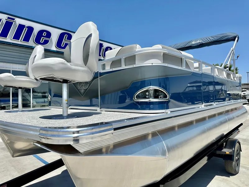 Slide: The Image of Avalon Venture - 21 FT Cruise Bow Fish w/ 60HP Mercury! 2024 - 5