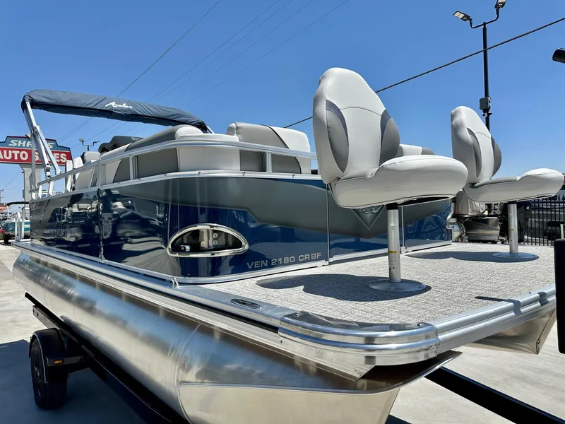 Slide: The Image of Avalon Venture - 21 FT Cruise Bow Fish w/ 60HP Mercury! 2024 - 7
