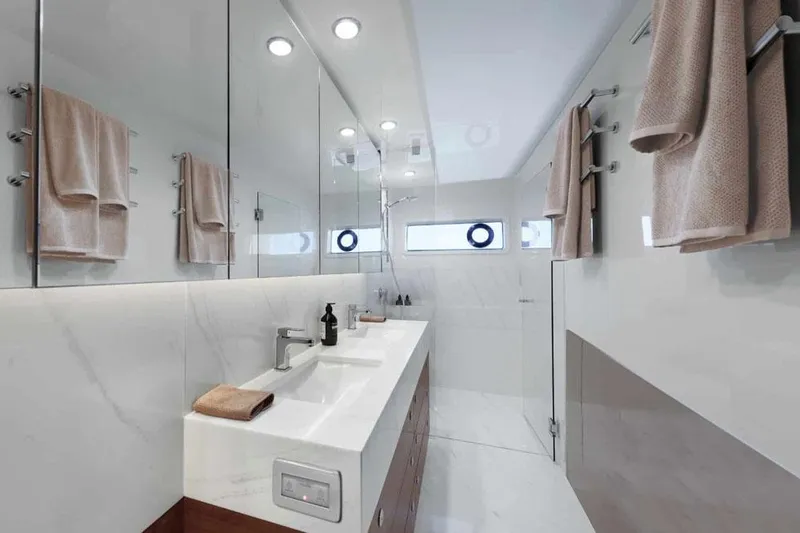 Slide: The Image of Manufacturer Provided Image - 15