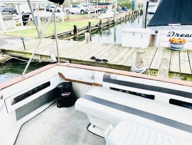 Slide: The Image of Sea Ray 39 1989 - 20