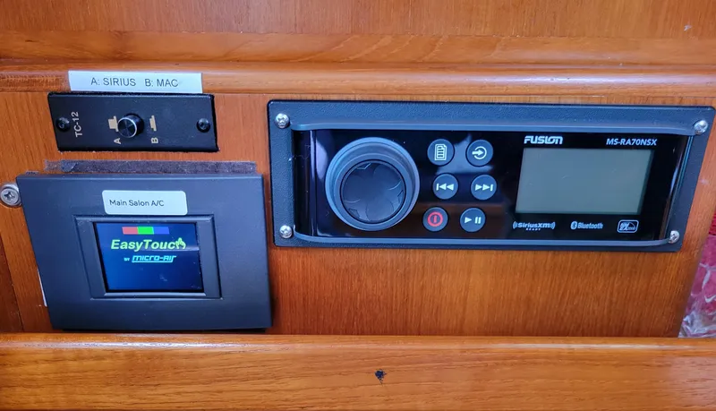 Slide: The Image of Caliber 40 LRC SE 2005 - 101