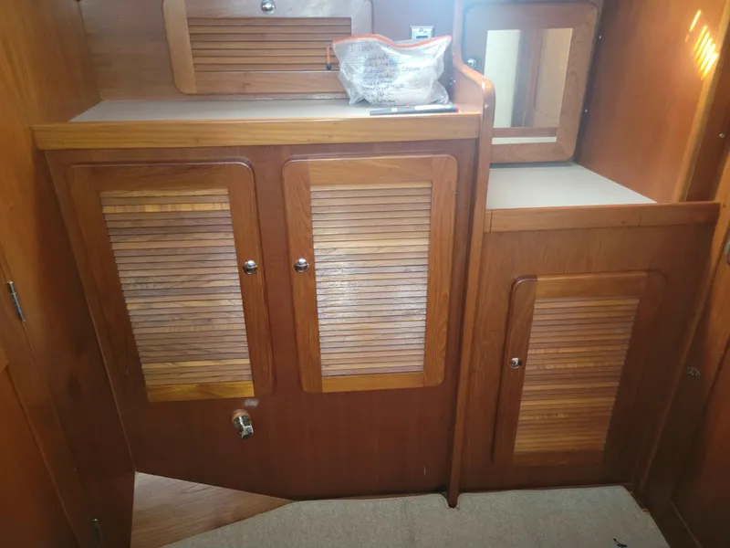 Slide: The Image of Caliber 40 LRC SE 2005 - 110