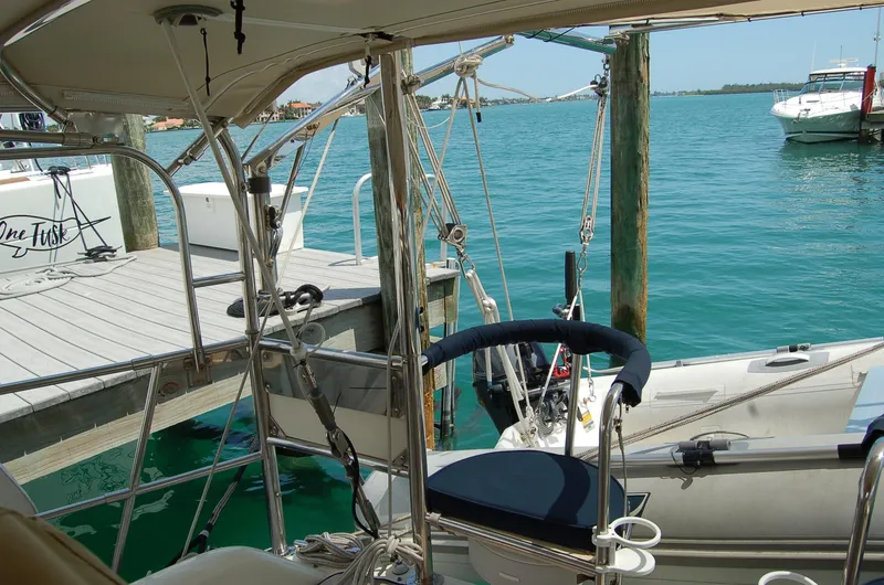 Slide: The Image of Dingy Engine Motor Lift - 42