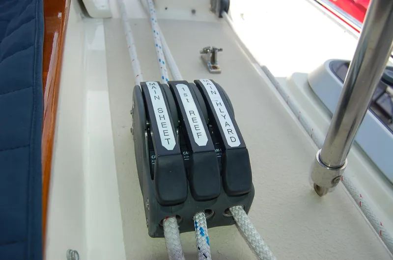 Slide: The Image of Sailing control lines on a 2005 Caliber 40 LRC SE yacht deck. - 49