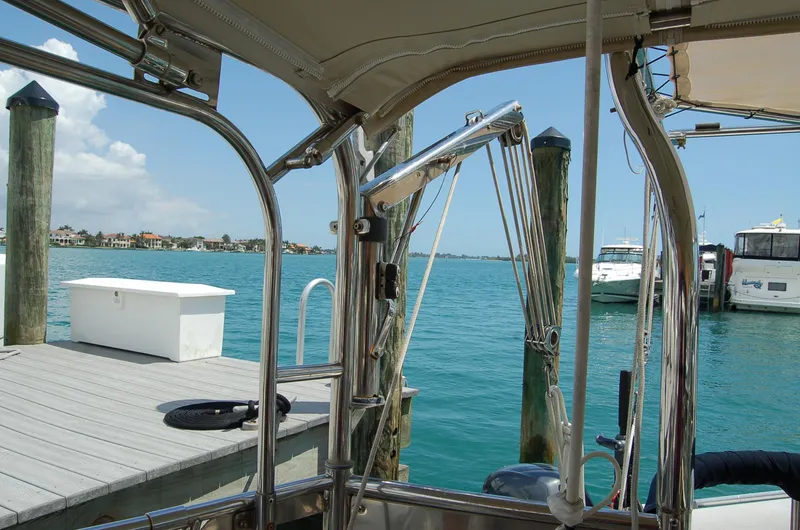 Slide: The Image of Caliber 40 LRC SE 2005 - 50