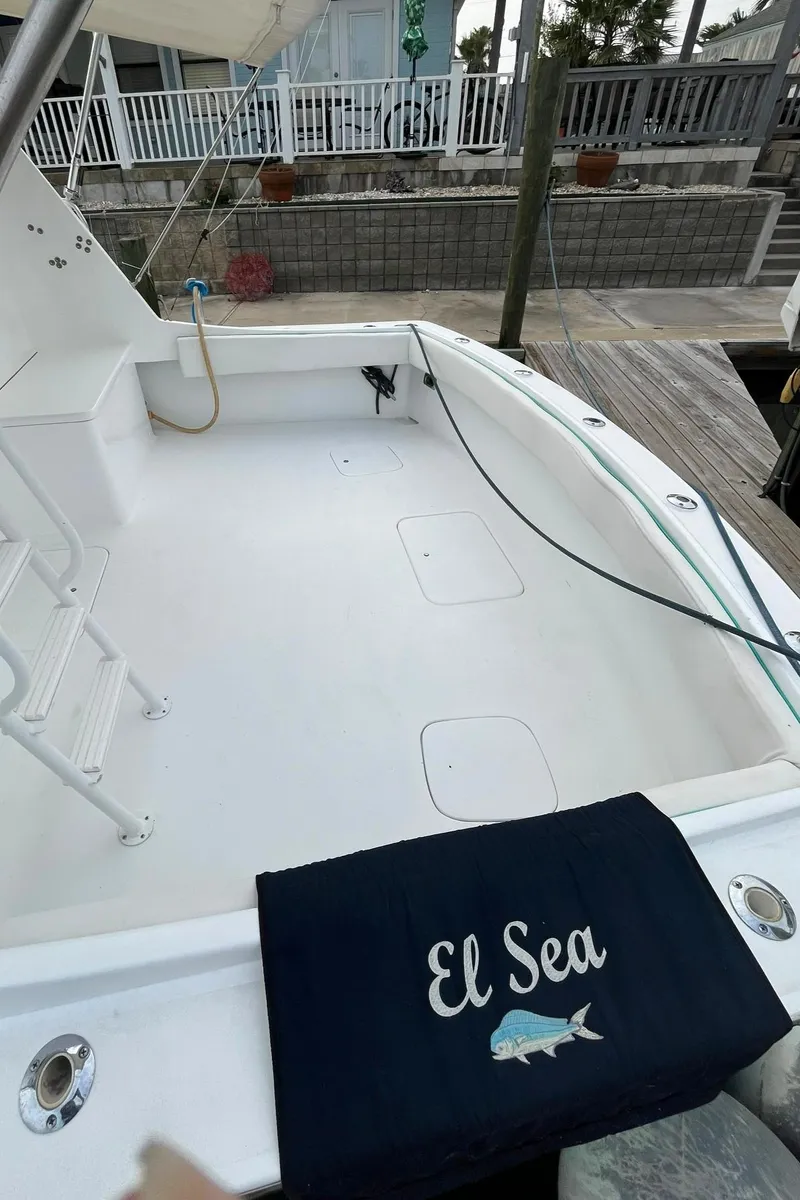 Slide: The Image of 1972 Hatteras 42 Convertible boat deck with El Sea mat. - 4