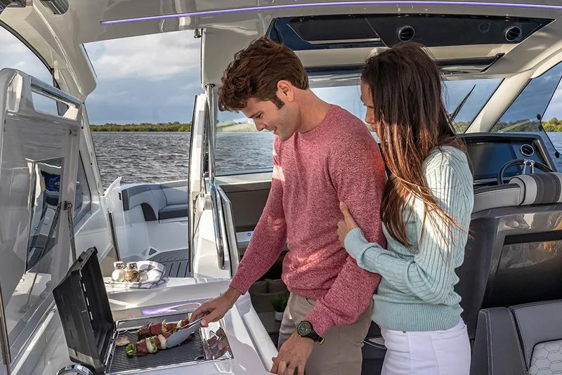 Slide: The Image of 2023-Galeon-325-GTO-MarineMax - 20