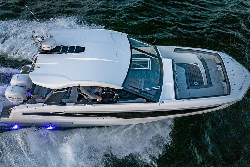 Slide: The Image of 2023-Galeon-325-GTO-MarineMax - 4